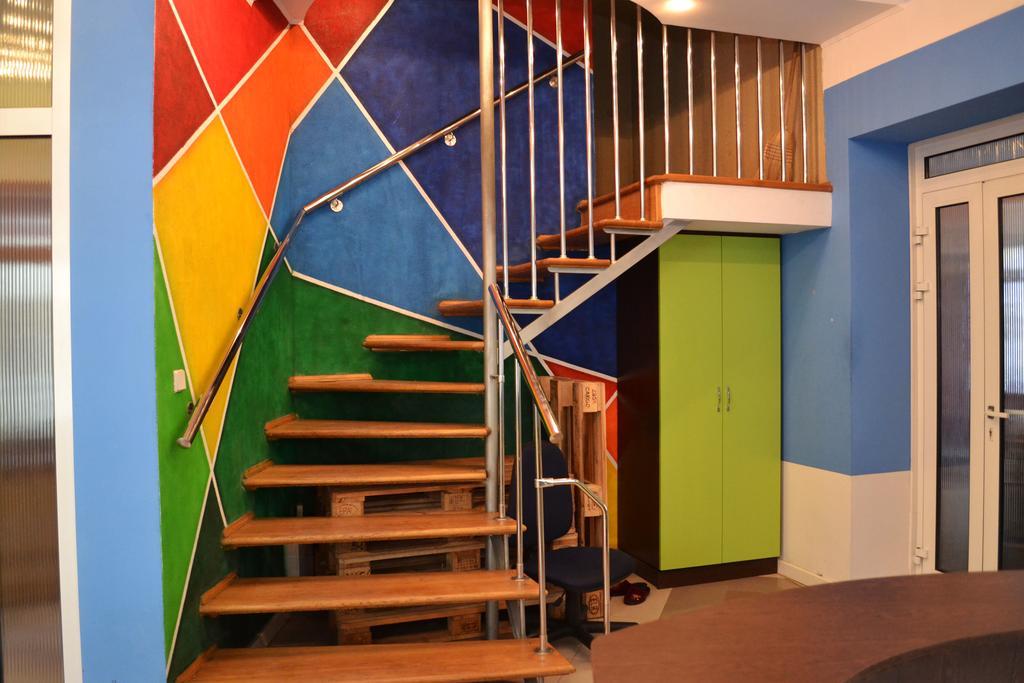 Wanted Hostel Lviv Exterior photo