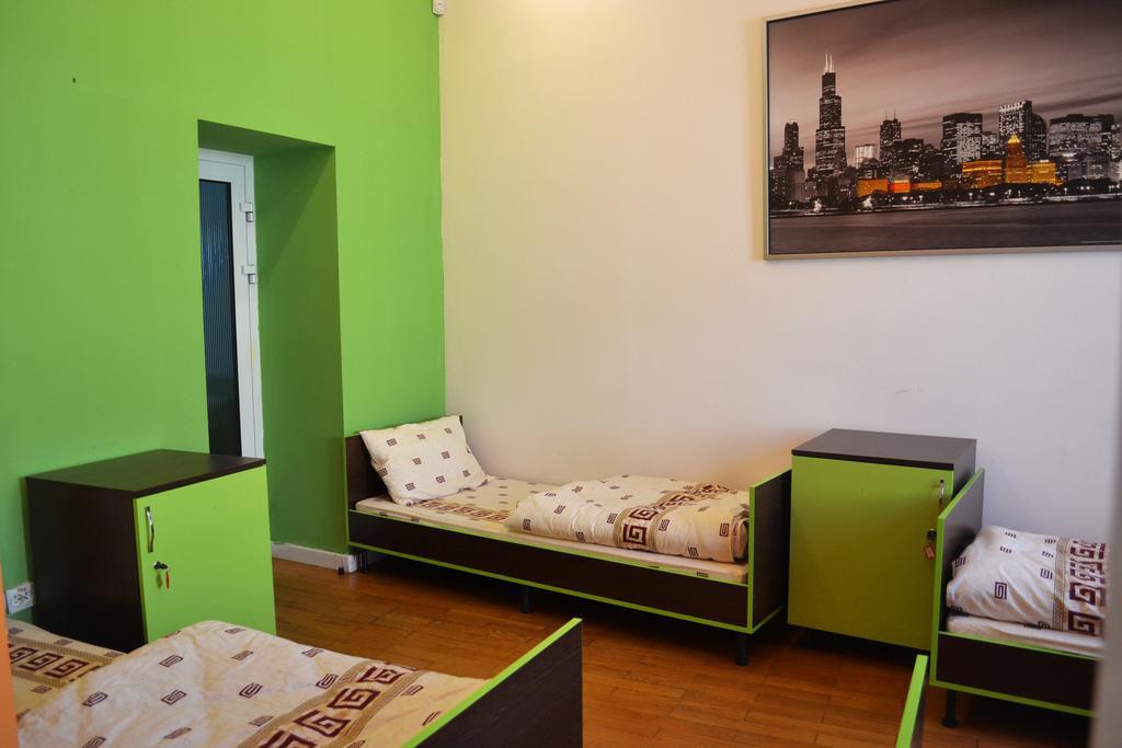 Wanted Hostel Lviv Exterior photo